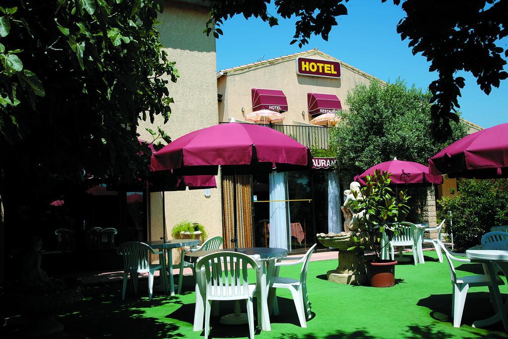 Longo Mai Hotel Arles Exterior foto